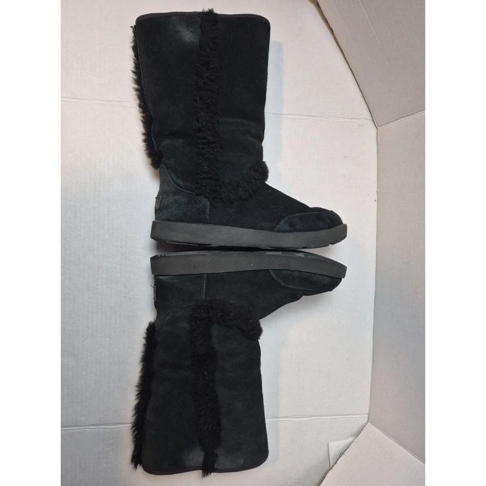 UGG 1017511 Adirondack Grandle Black Suede Sheepskin Boots Vibram Sole Women's 8